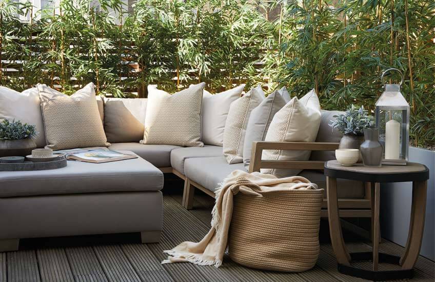 ZenQ Home Decor and Design Blog Post Garden London Terrace 1024x1024 549d6cd0 76a7 425f 8769 4792a08c21a4 835050 - TRANSFORM YOUR GARDEN INTO A STAYCATION RESORT