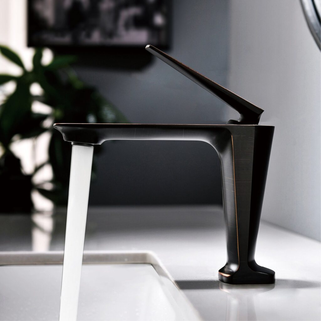 Simple design brass bathroom faucet