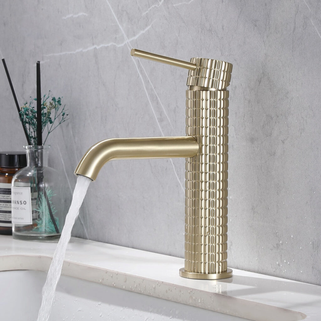 Brass bathroom faucet with diamond pattern design