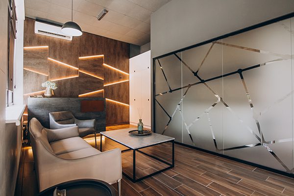 Apartment with decorative elements and modern lighting ZenQ Designs - Lighting in interior design - tips for decorating the space