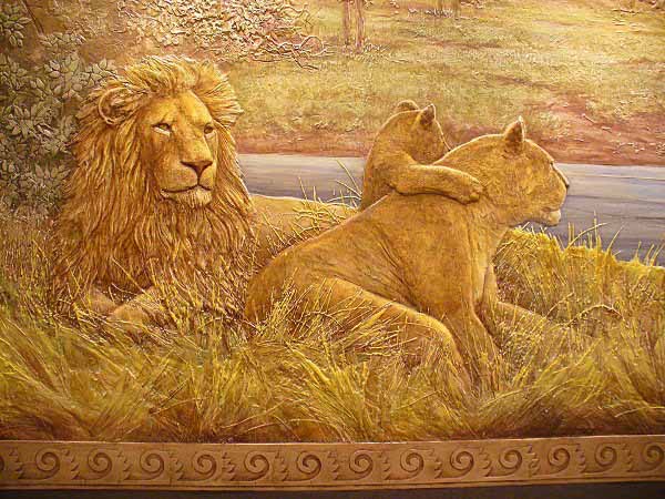 Decorative 3D wall plaster depicting a family of lions I ZenQ Designs